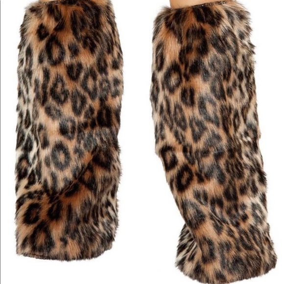 FAUX FUR LEOPARD LEG WARMERS - Picture 2 of 3